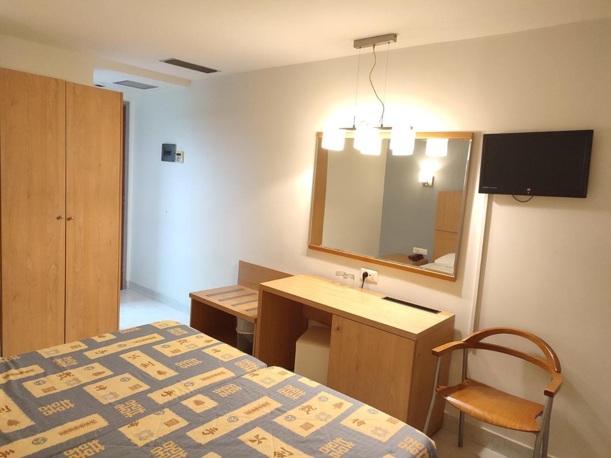 Flisvos Hotel 托隆 外观 照片