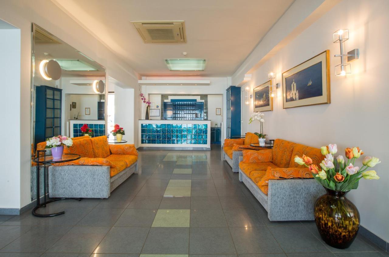 Flisvos Hotel 托隆 外观 照片
